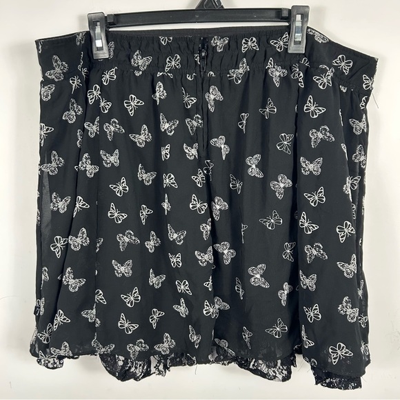 Tripp NYC Black Skirt with White Butterfly Design 18 - Picture 4 of 9
